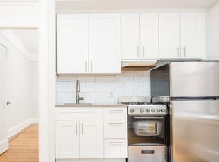 31-19 33rd St #9, Astoria, NY 11106