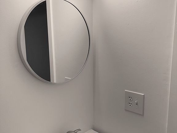 4th image of 1310 N Corona St APT 10