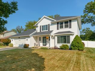 7267 Jamaica Ln, Portage, MI 49002