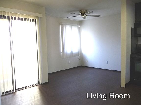 3rd image of 1646 Prince St #2