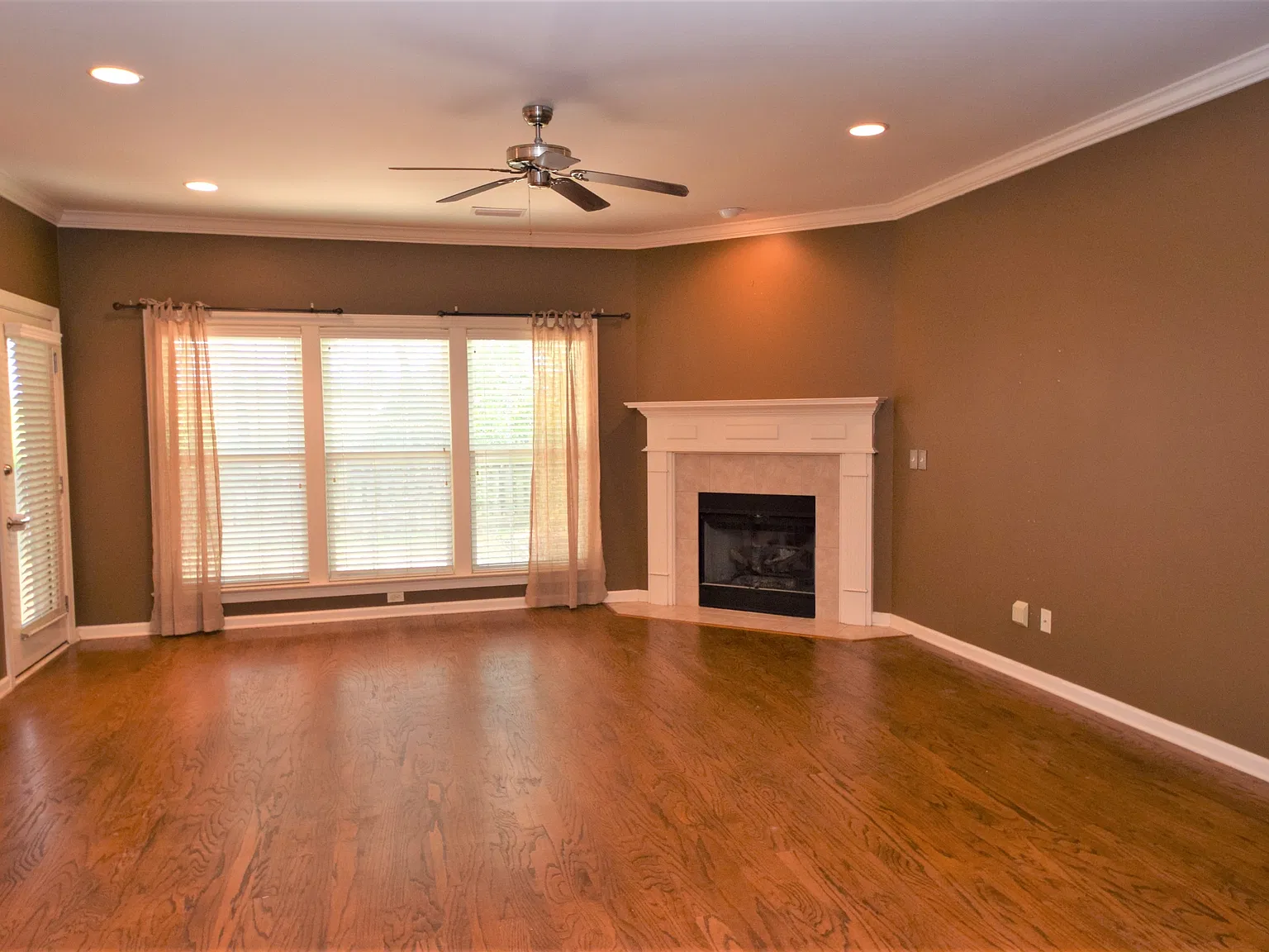 533 Edinburgh Way Dothan, AL 36305 - Unit 1 — Photo 2