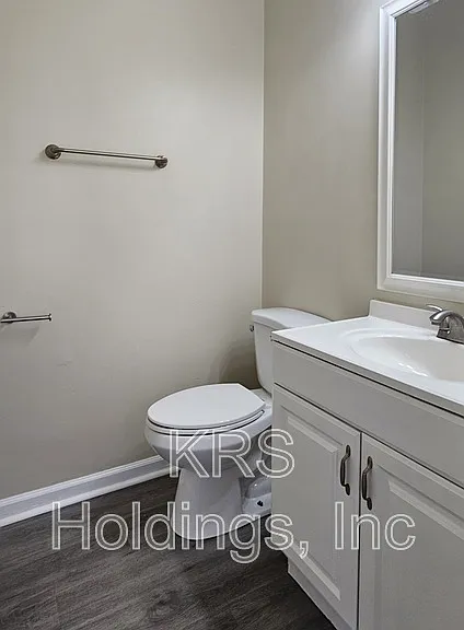 820 Maltby Cres — Photo 15