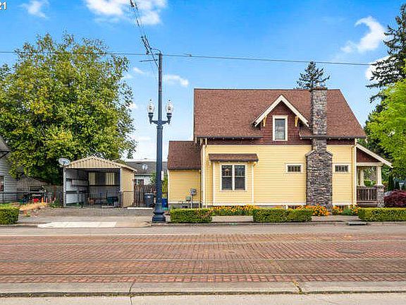 2nd image of 183 SE 7th Ave