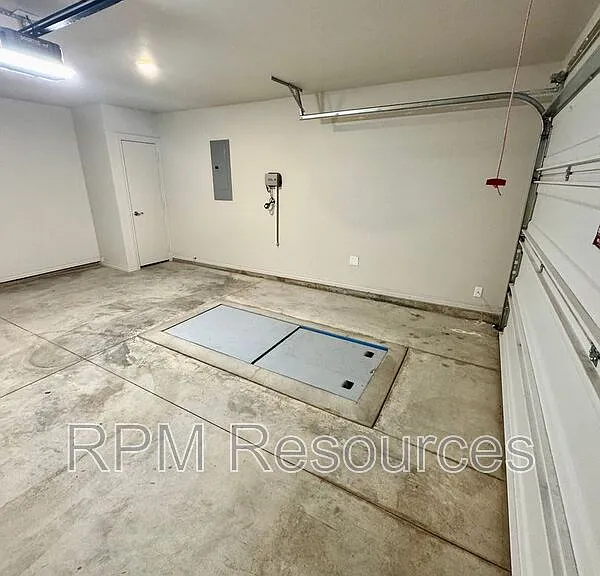 8401 NW 162nd St — Photo 25