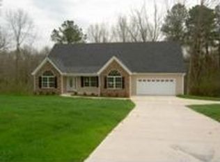1222 Coan Dr, Locust Grove, GA 30248