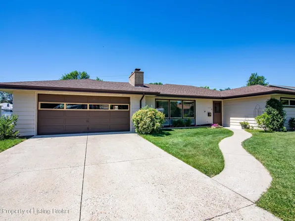 1603 Monte Dr, Mandan, ND 58554