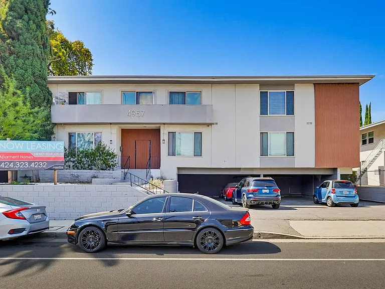 Kester Apartments — Photo 11