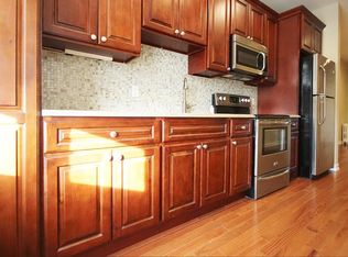 1869 Starr St #2A, Ridgewood, NY 11385