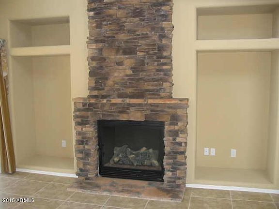 3rd image of 44141 W Oster Dr