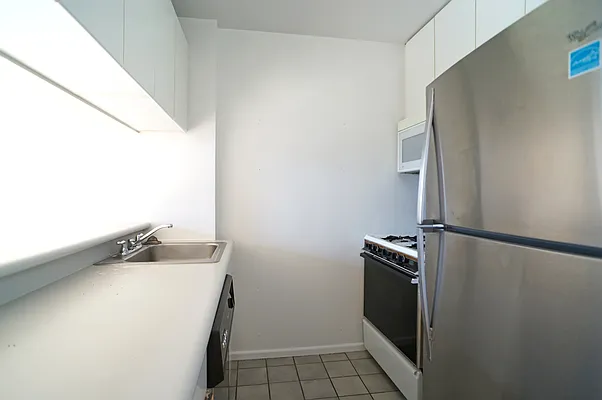 Rented by Level Group | media 3