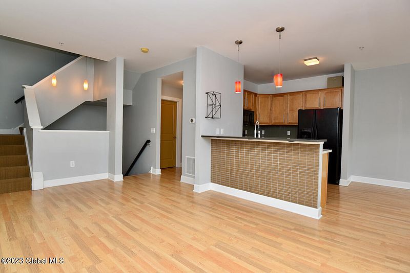 3rd image of 3203 Admirals Walk Drive