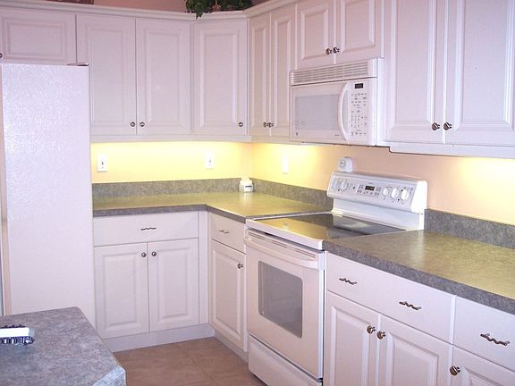 2nd image of 68 Old Wiggins Ln