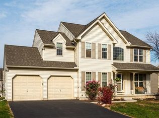 119 Esther Dr, Lancaster, PA 17601