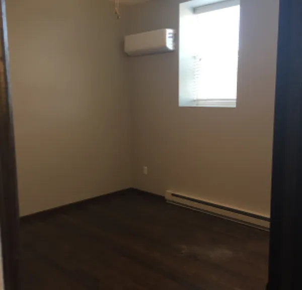 16 S Hill St #A — Photo 6