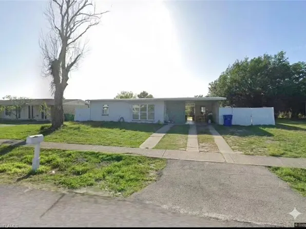 2748 Starlite Ln N, Pt Charlotte, FL 33952