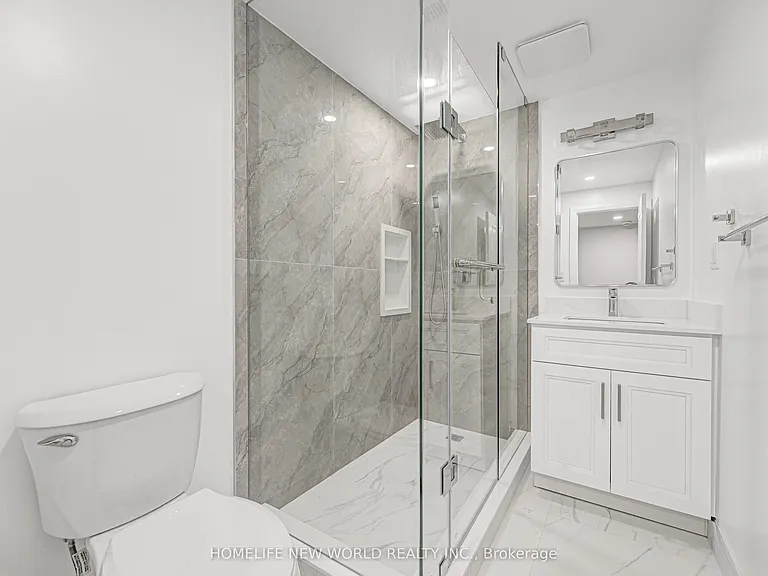 80 Weslock Cres — Photo 21