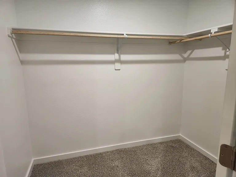 6336 Warwick Dr — Photo 14