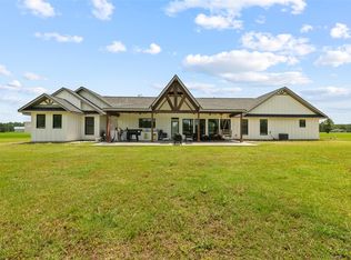 565 Brushy Creek Dr, Onalaska, TX 77360