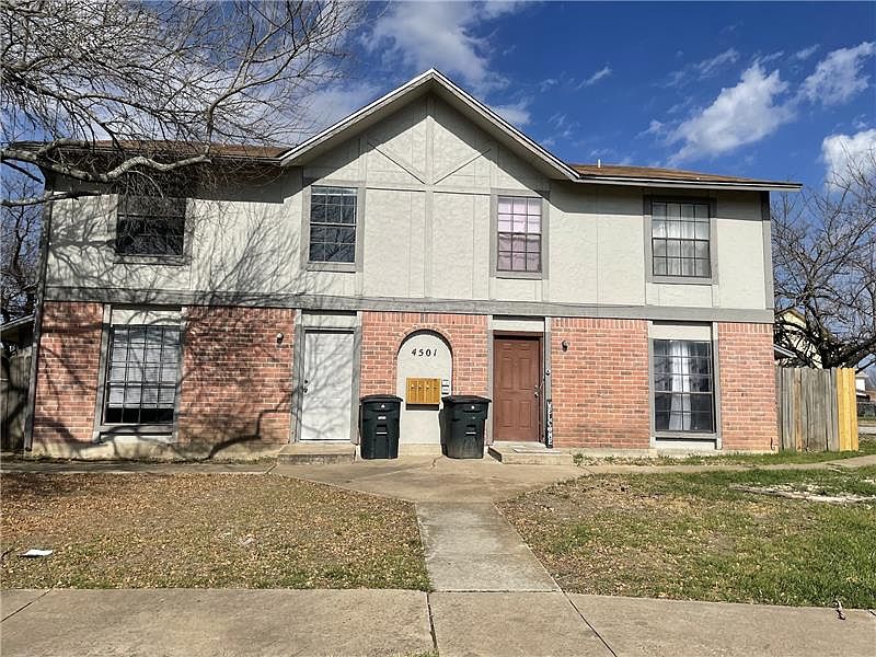 1st image of 4501 Hunt Cir APT D