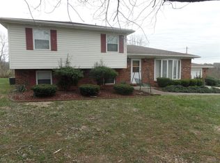 2500 Lake Hill Dr, Richmond, KY 40475