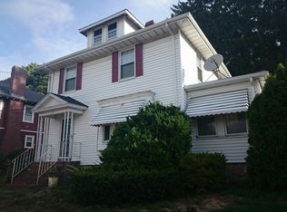 541 Lagrange St, West Roxbury, MA 02132