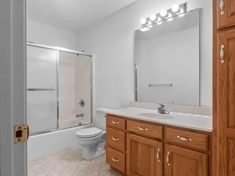 846 & 848 Aaron Dr #848 — Photo 15