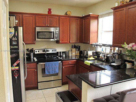 5th image of 8767 NW 113th Ct #8767