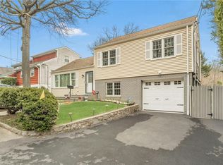 159 Farragut Ave, Hastings On Hudson, NY 10706