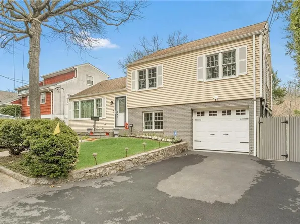 159 Farragut Avenue, Hastings-on-Hudson, NY 10706