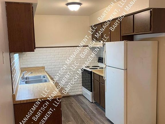 4th image of 4321 N 104th St APT 4