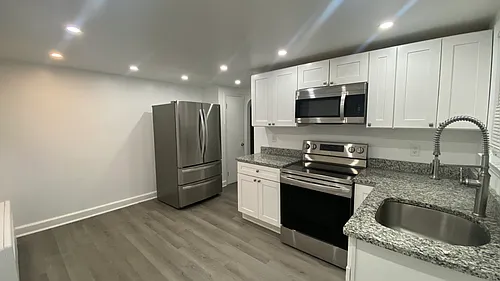 214 Columbia St #1 Photo 1