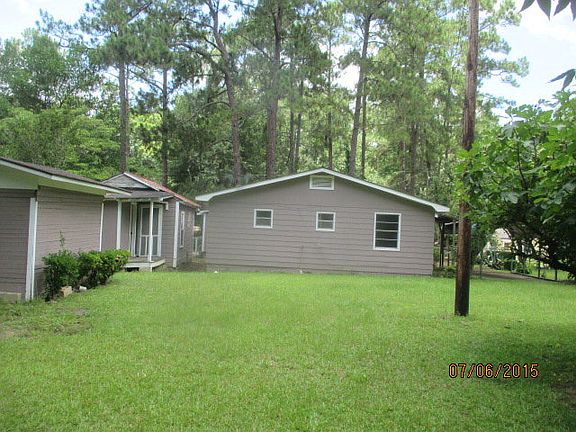 3rd image of 1232 Orleander Dr