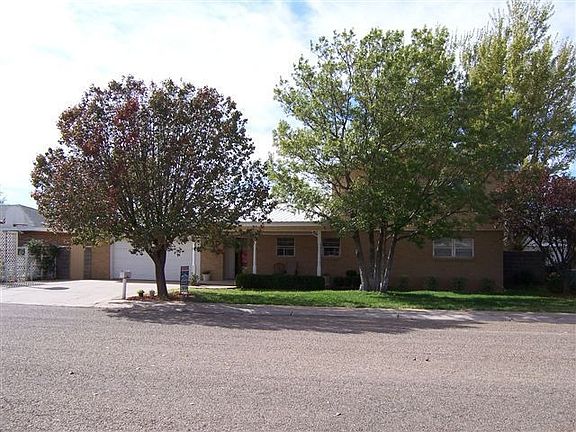 2nd image of 1810 S Avenue A