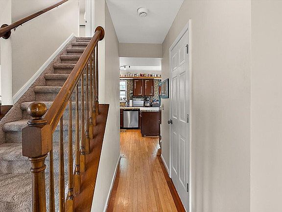 5th image of 3223 Roon The Ben Dr
