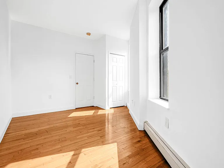 59-40 Myrtle Ave #3 — Photo 10