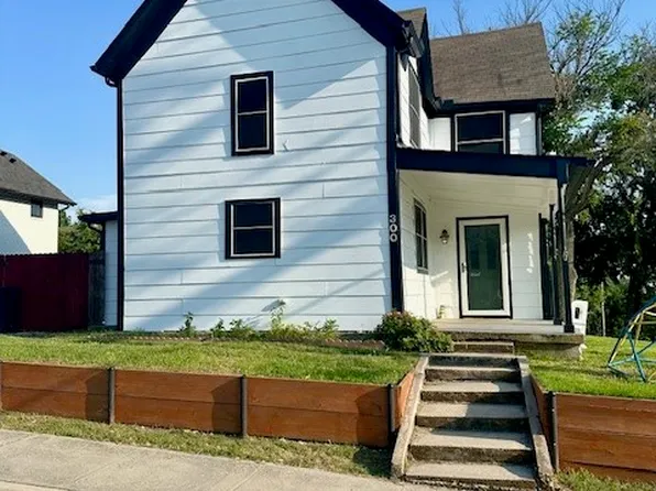 300 E Shoemaker St, Decatur, TX 76234