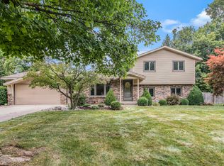 4053 Imperial Dr NW, Grand Rapids, MI 49534
