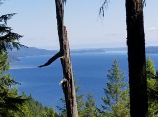 1870 N Colony Surf Dr, Lilliwaup, WA 98555