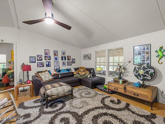 2nd image of 6308 GRANDVIEW Court