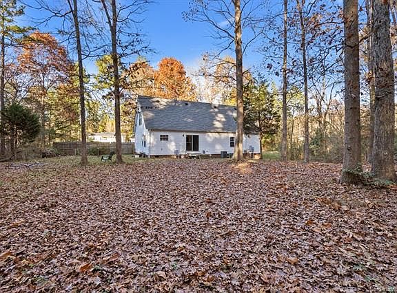 3rd image of 5269 Waterlynn Dr