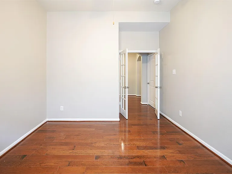 28038 Emma Gardens Ln — Photo 3