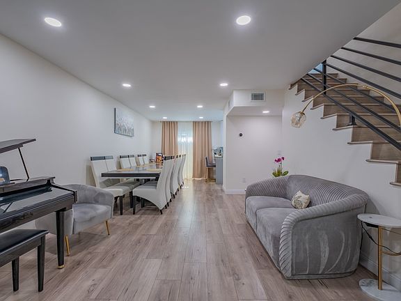3rd image of 9936 Reseda Blvd Unit 39