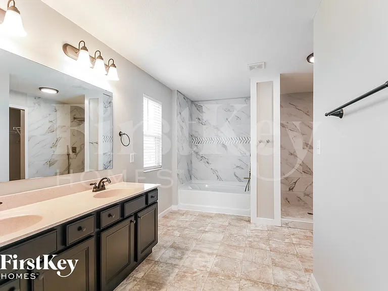 5593 W Woodhaven Dr — Photo 10