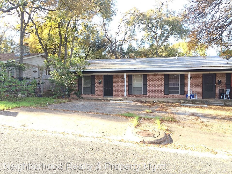 1st image of 2309-B La Casa Dr