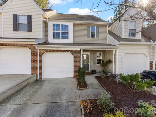 11532 Delores Ferguson Ln, Charlotte, NC 28277