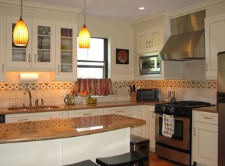 1216 Manchester Ave, Norfolk, VA 23508