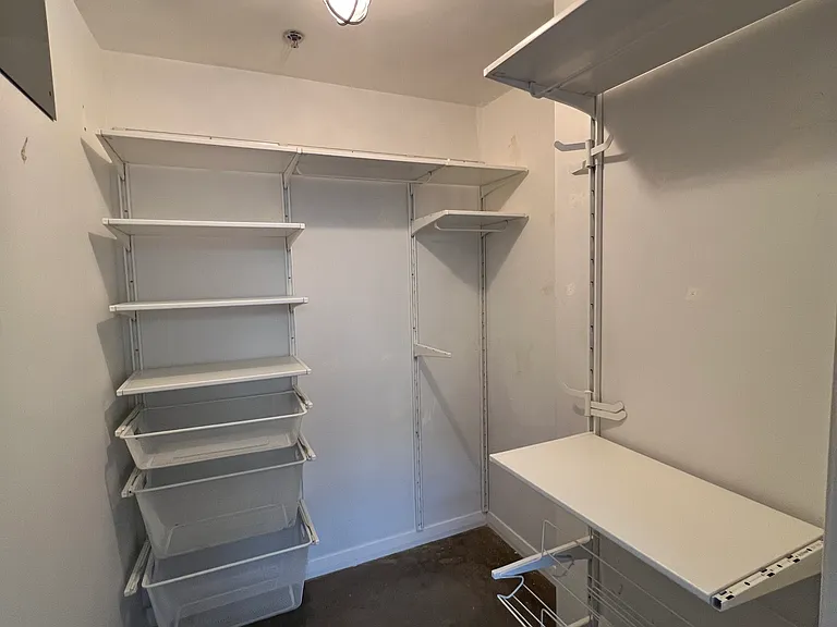 1001 Belleview St #202 — Photo 16