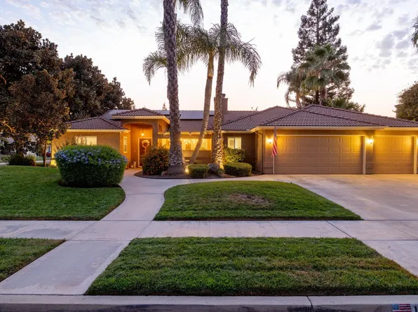 1445 S Huntington Street, Visalia, CA 93292