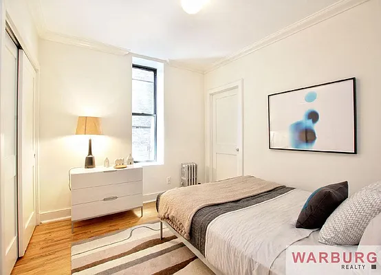 Sold by Warburg | media 18