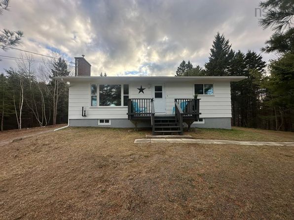 213 Lower Grant Rd, Chester Basin, NS B0J 1K0